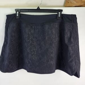 Tek Gear Black on Black Pattern Skort Pocket in Waist band Size XL Golf